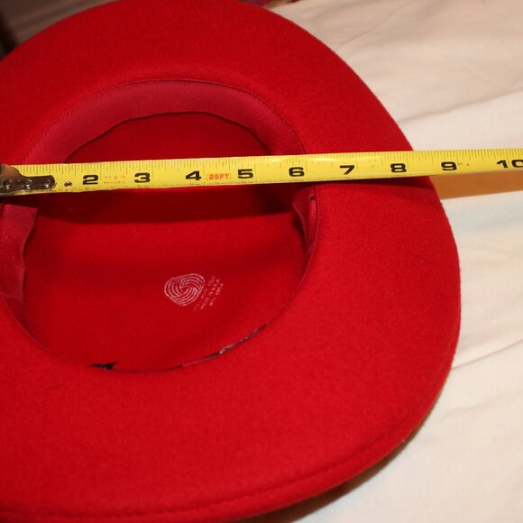 Hat by Sonni - Picture 4 of 6